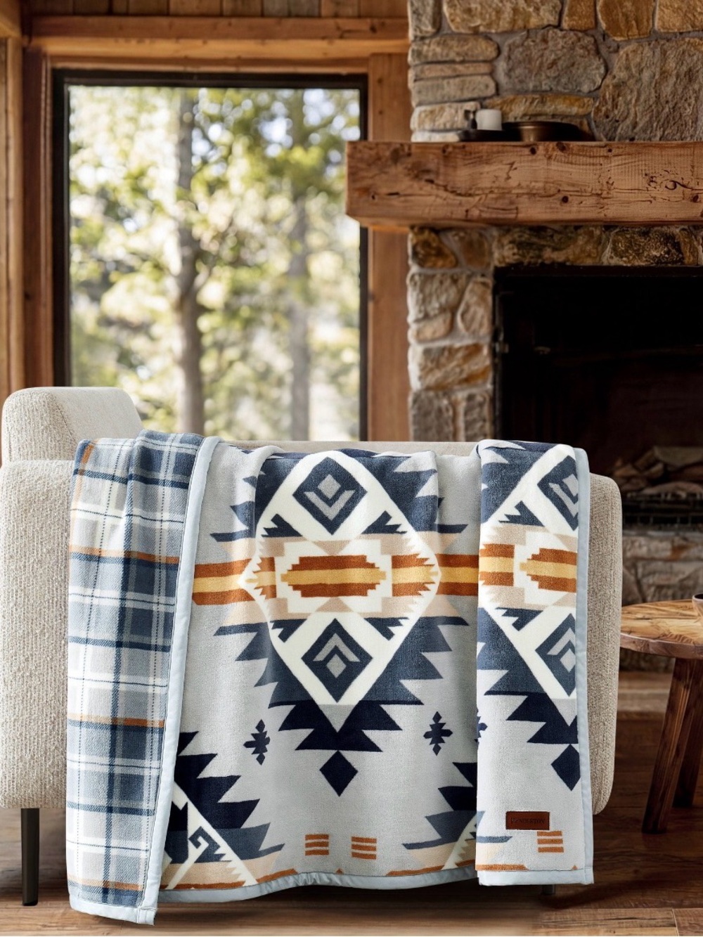 BRAND NEW! Pendleton Reversible Plush Throw-Sierra Sunset